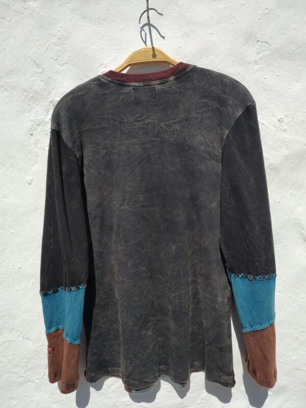 Sweatshirt 1